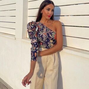 Zara Floral Long Sleeve Asymmetrical Blouse Small